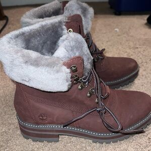 Timberland burgundy suede fur boots